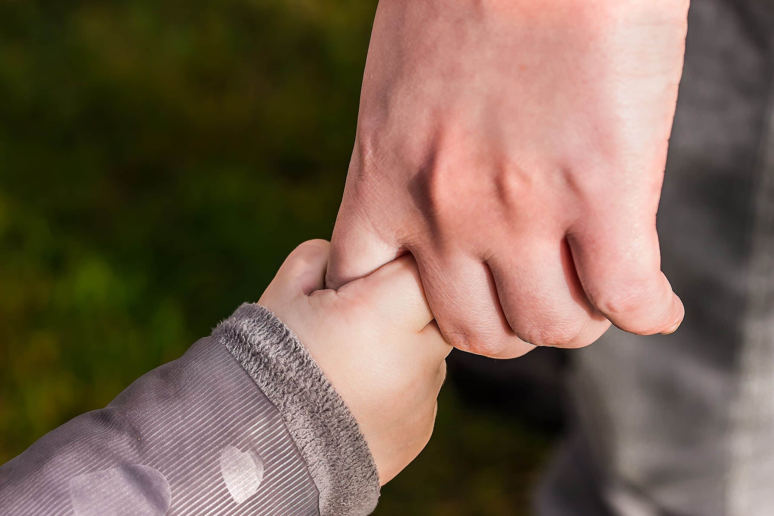Non-payment of child support and enforcement proceedings